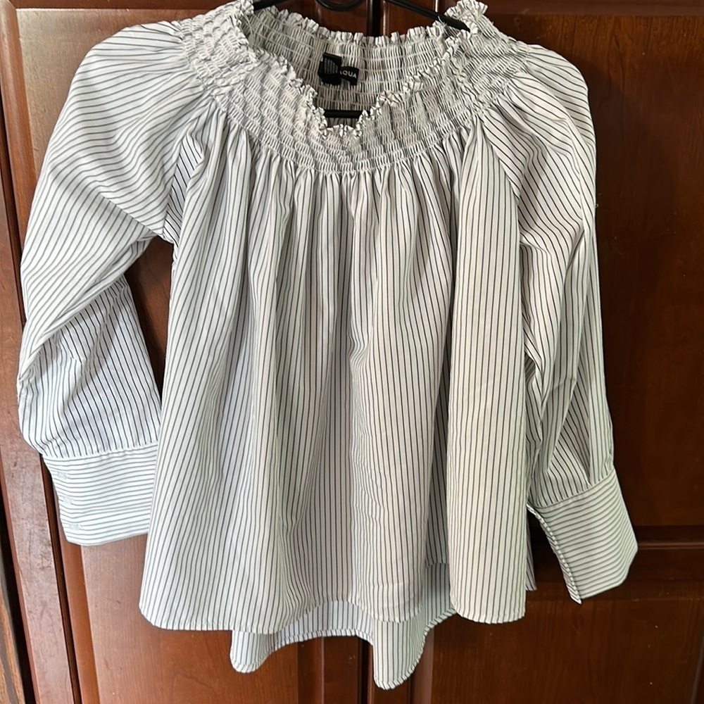AQUA Striped Poplin off-the-shoulder Blouse
Size L